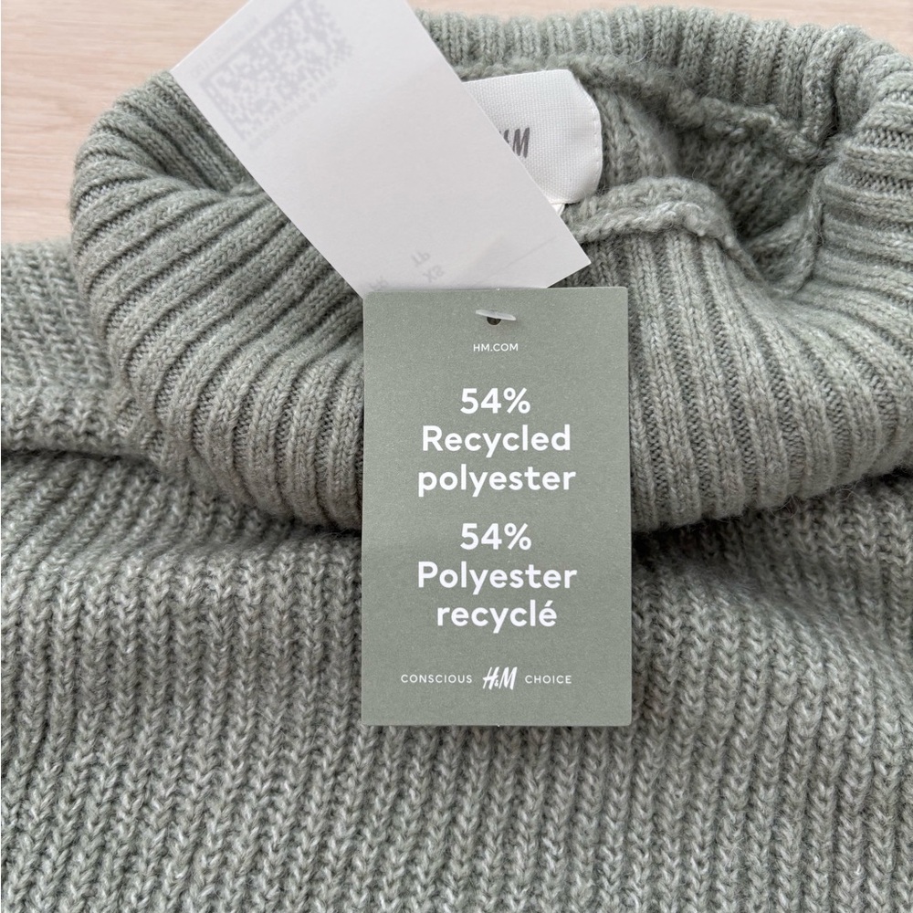 H&M Women's Cowl Neck Sweater in sage color Green - Picture 5 of 11